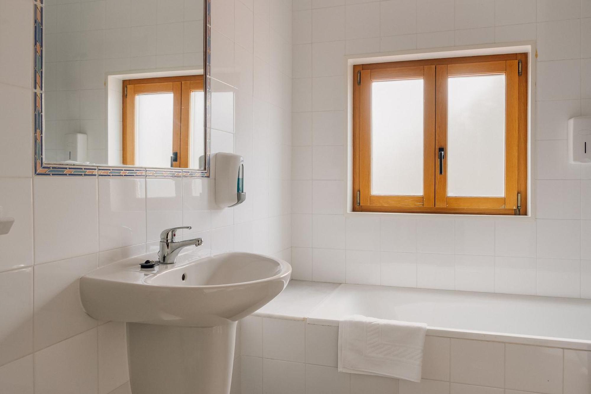 Vila Vilarino Albergue Hotel & Restaurante Ourense Dış mekan fotoğraf